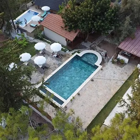 Kidrak Montenegro-1 Guest house Faralya