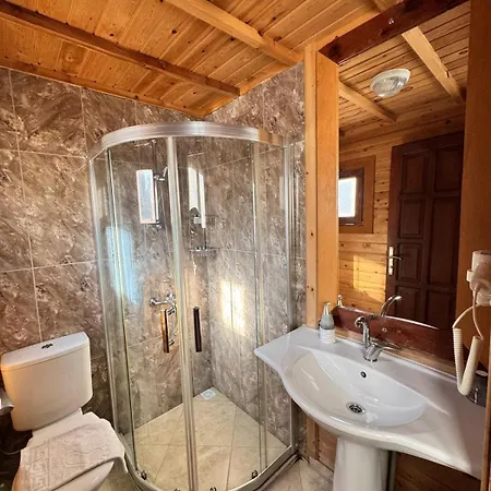 Kidrak Montenegro-1 Guest house Faralya