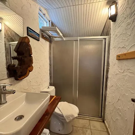 Guest house Kidrak Montenegro-1