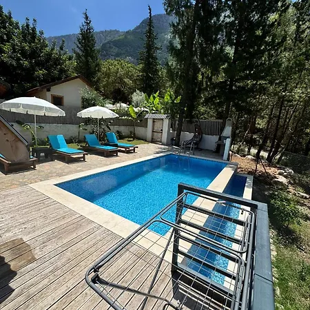 Kidrak Montenegro-1 Penzion Faralya