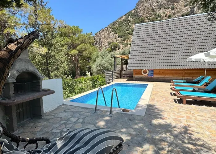 Penzion Kidrak Montenegro-1